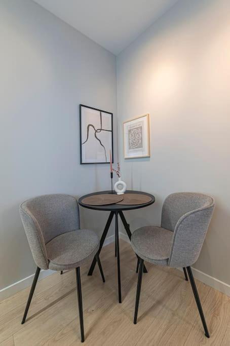Lovely 1Bd Central Apartment By Hostlovers 考纳斯 外观 照片