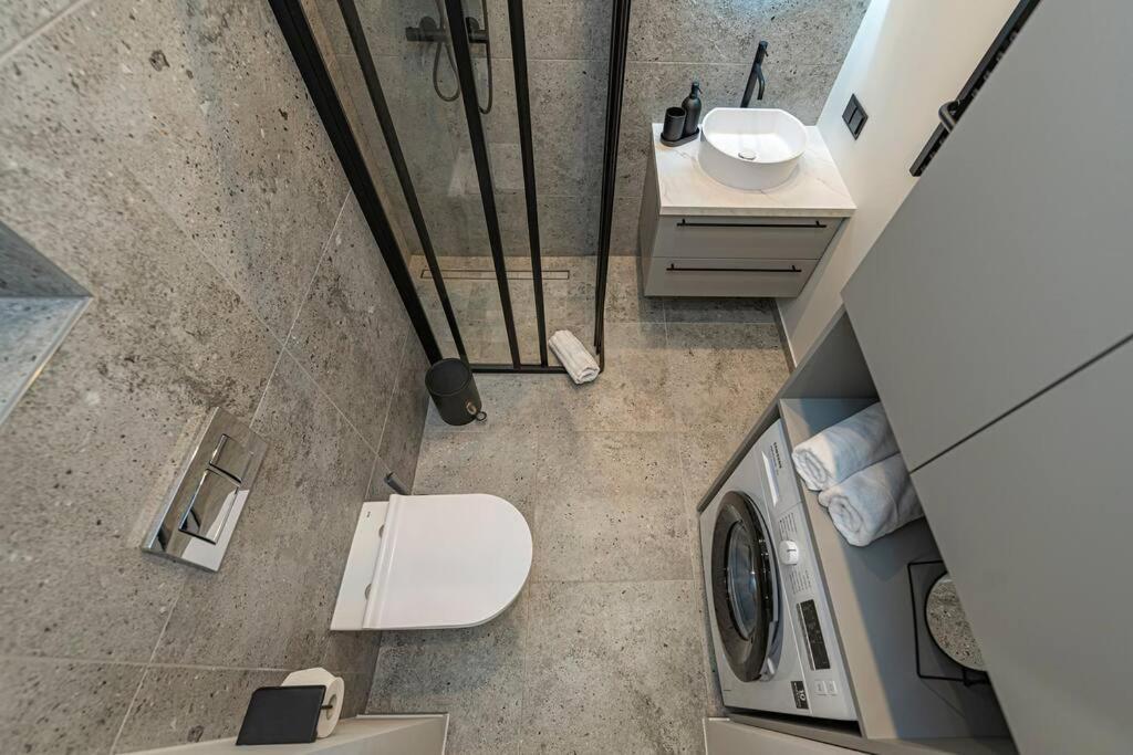 Lovely 1Bd Central Apartment By Hostlovers 考纳斯 外观 照片